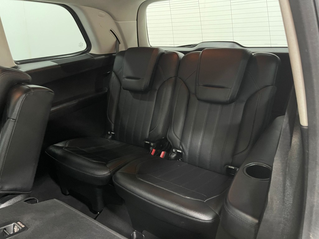 2017 Mercedes-Benz GLS-Class Image 32