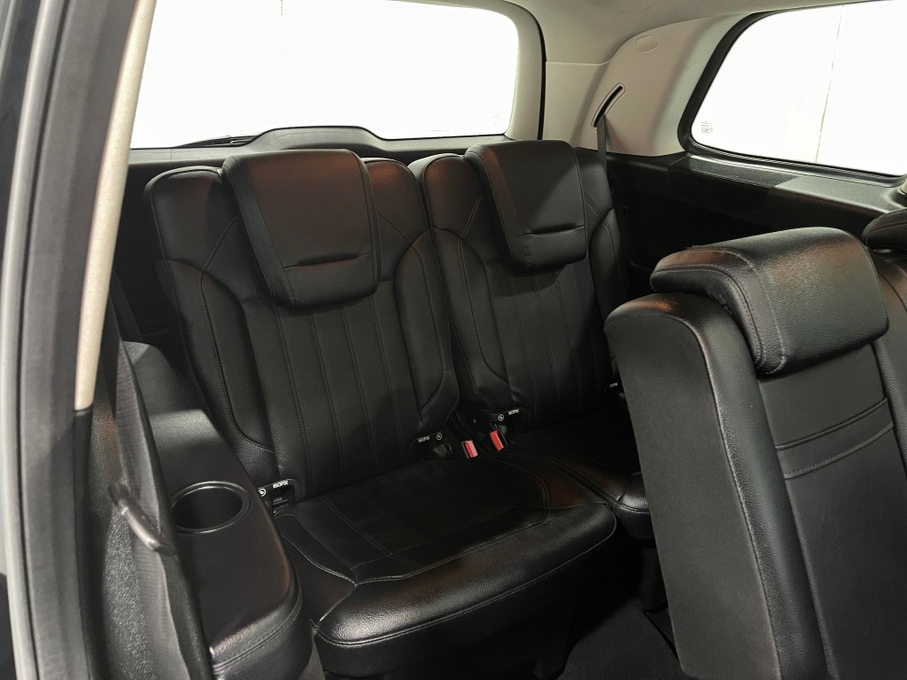 2017 Mercedes-Benz GLS-Class Image 33