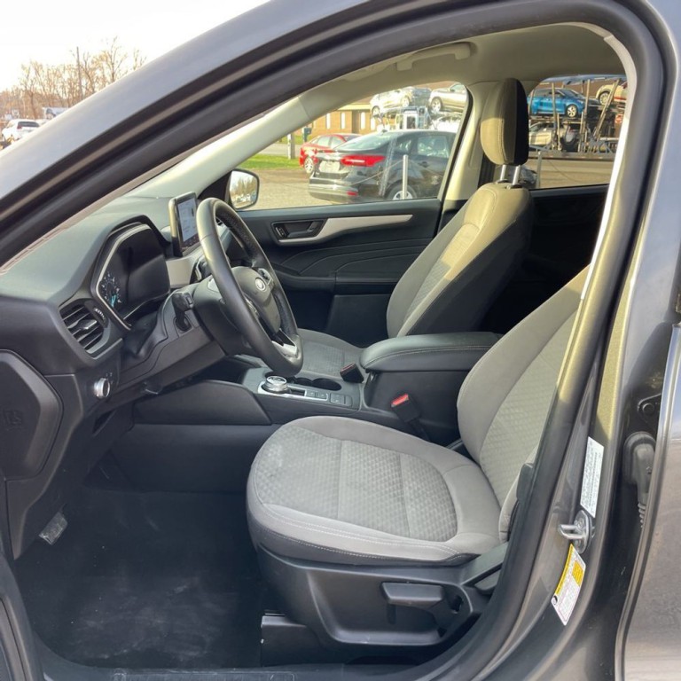 2022 Ford Escape Image 8