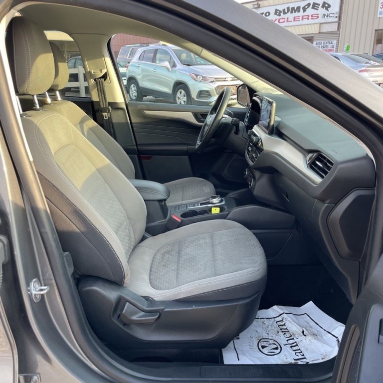 2022 Ford Escape Image 9