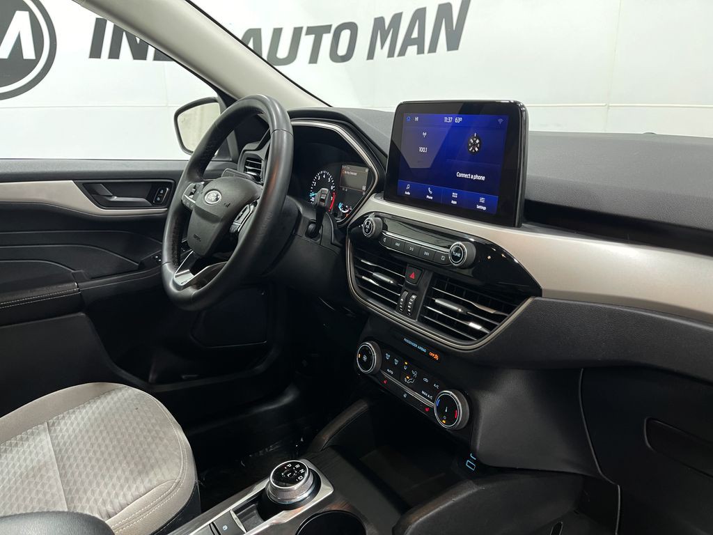 2022 Ford Escape Image 18