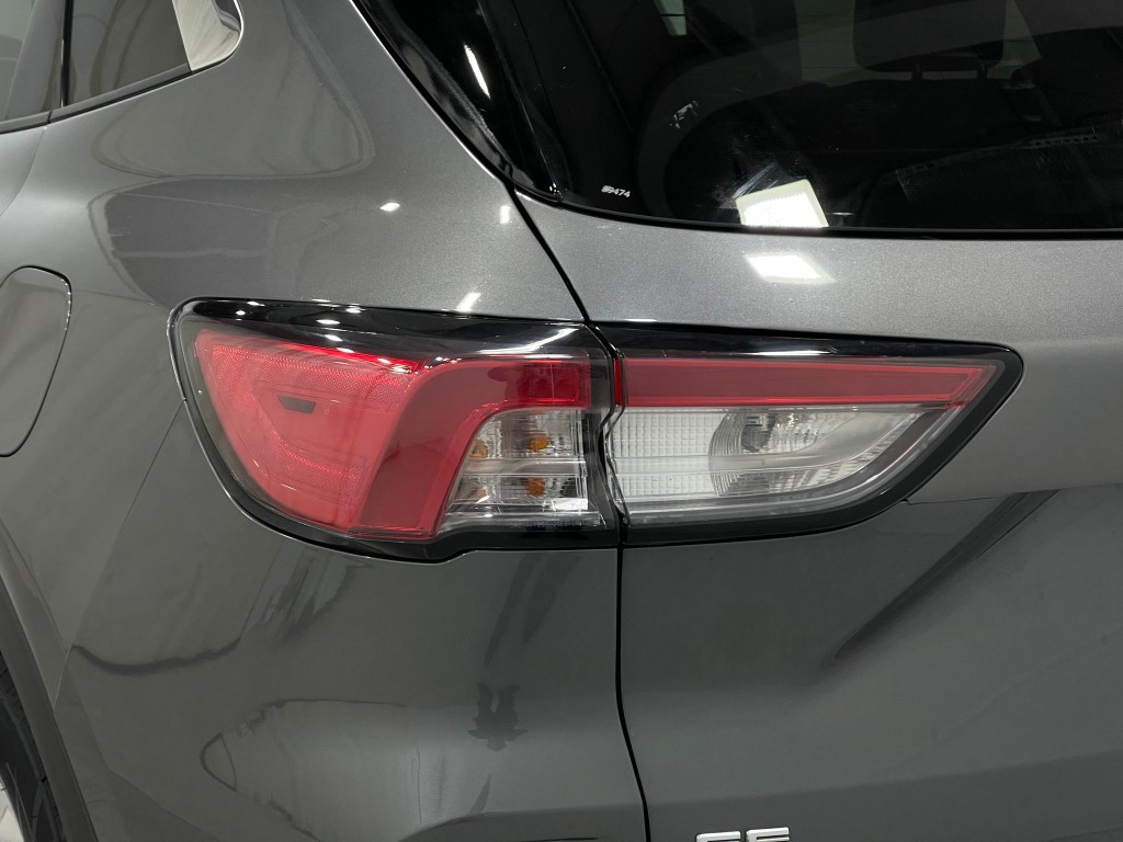 2022 Ford Escape Image 32