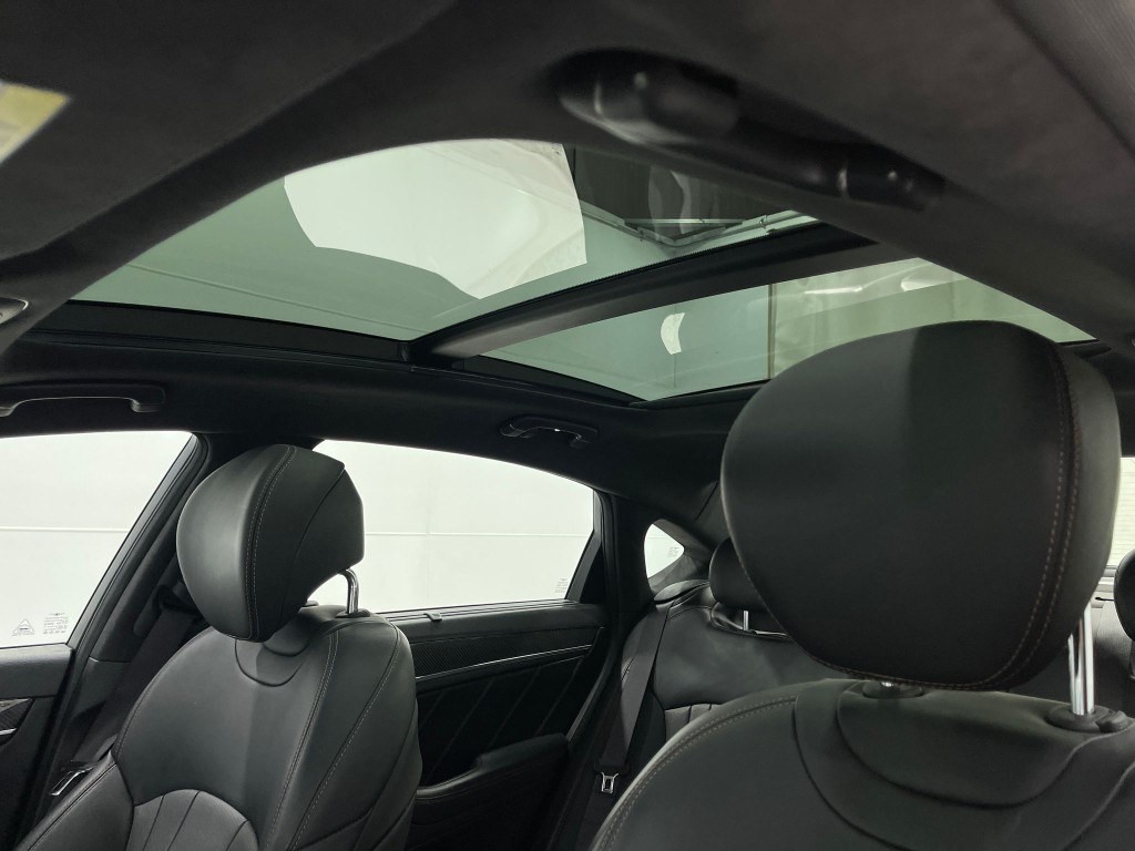 2019 Genesis G80 Image 12