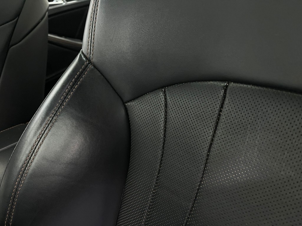 2019 Genesis G80 Image 20