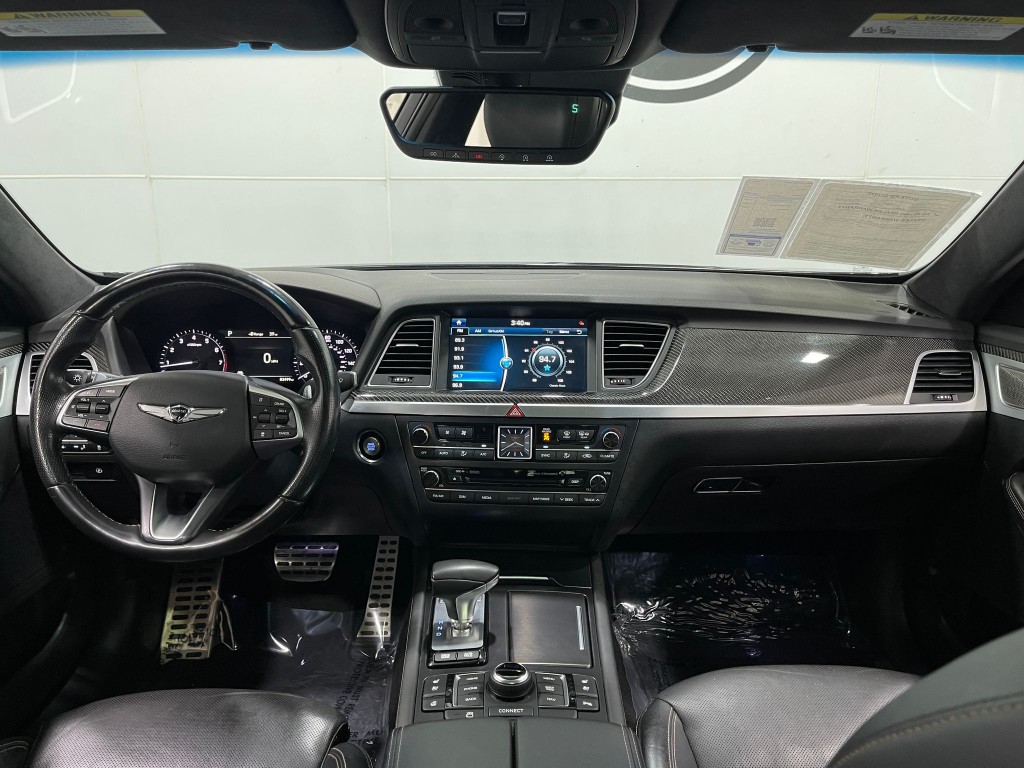 2019 Genesis G80 Image 21