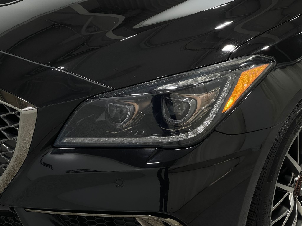 2019 Genesis G80 Image 35