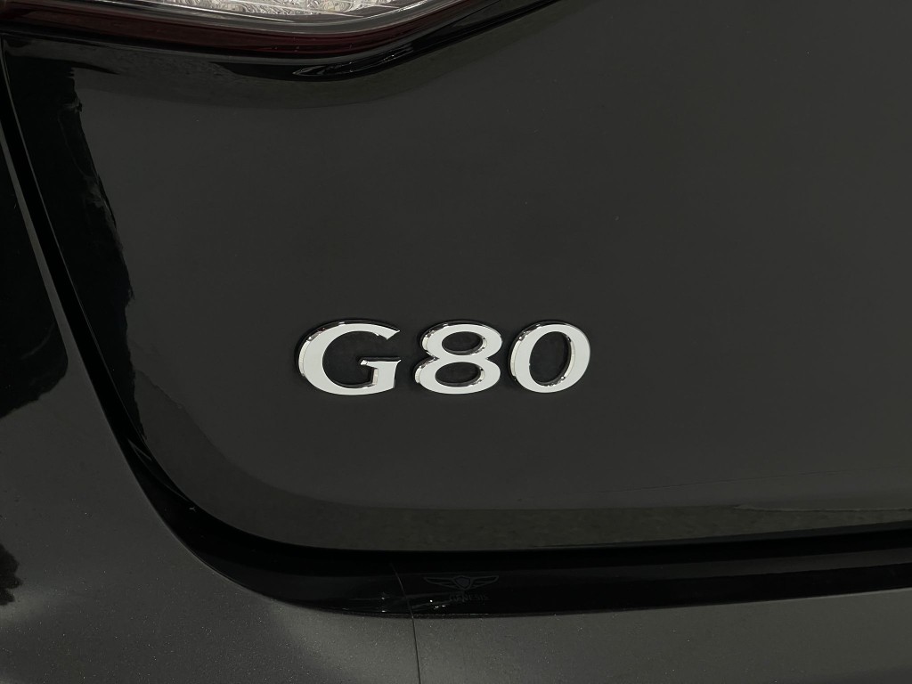2019 Genesis G80 Image 41