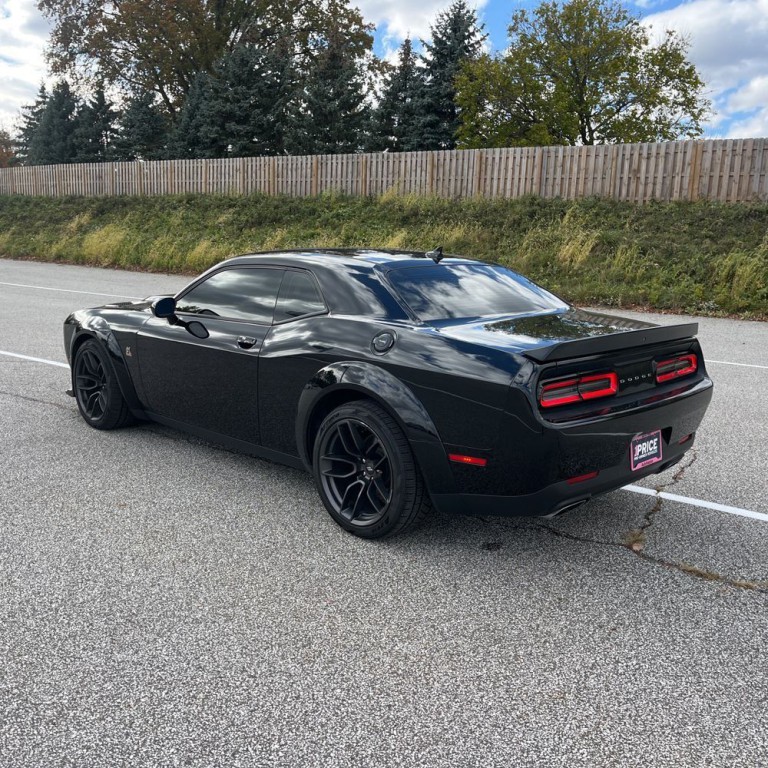 2019 Dodge Challenger Image 6