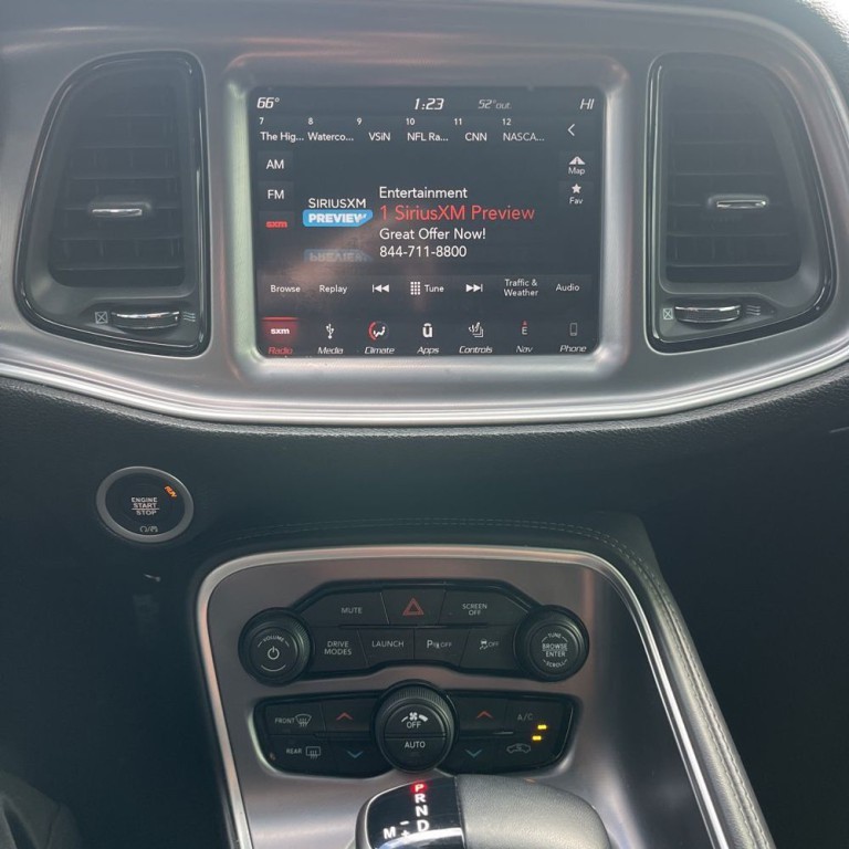 2019 Dodge Challenger Image 11