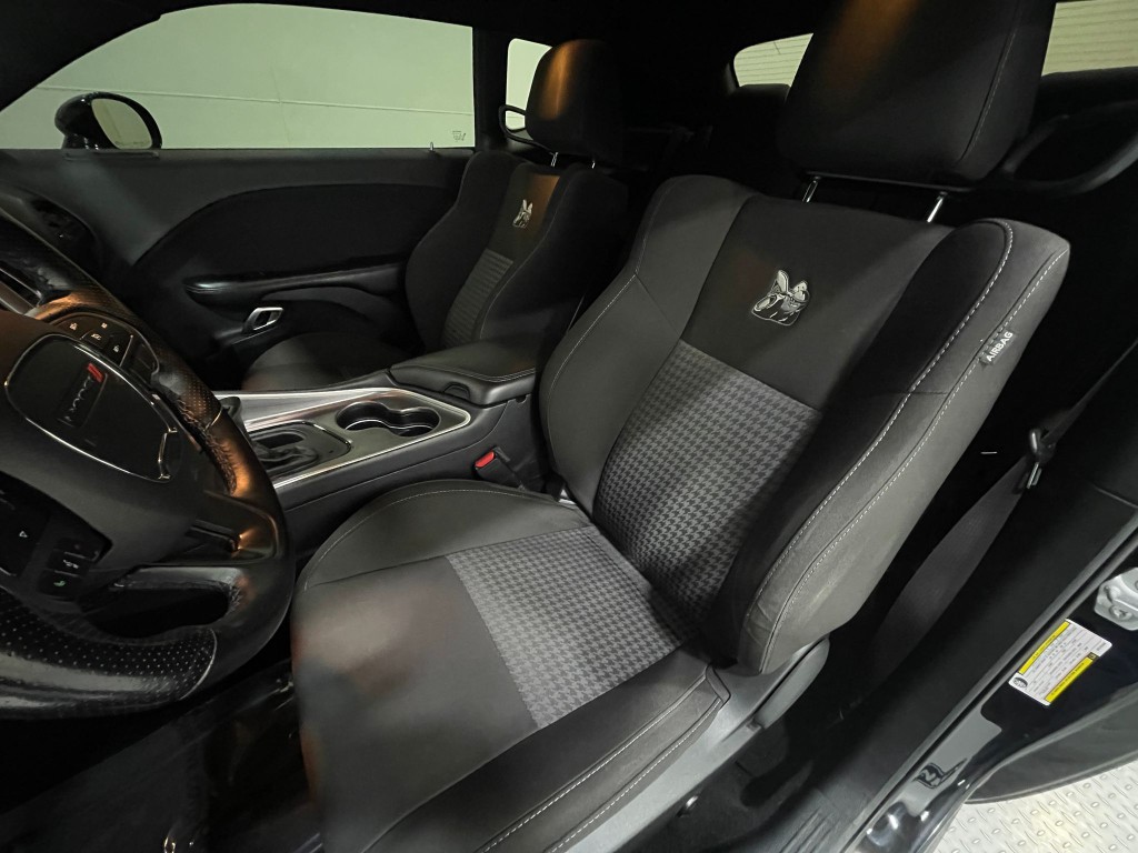 2019 Dodge Challenger Image 14