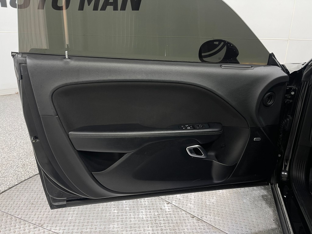 2019 Dodge Challenger Image 15