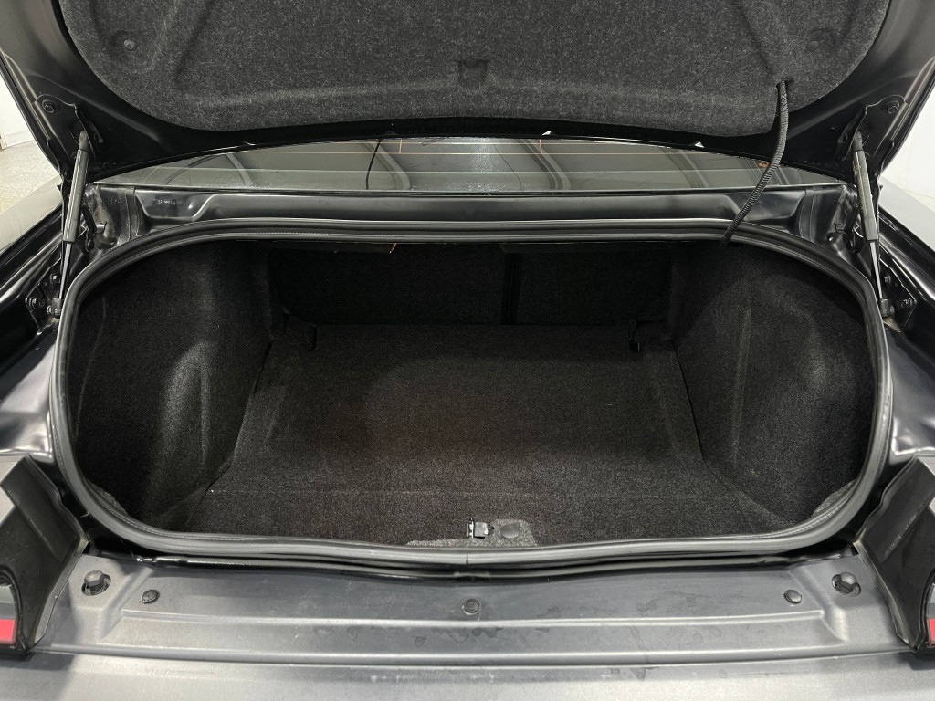 2019 Dodge Challenger Image 27