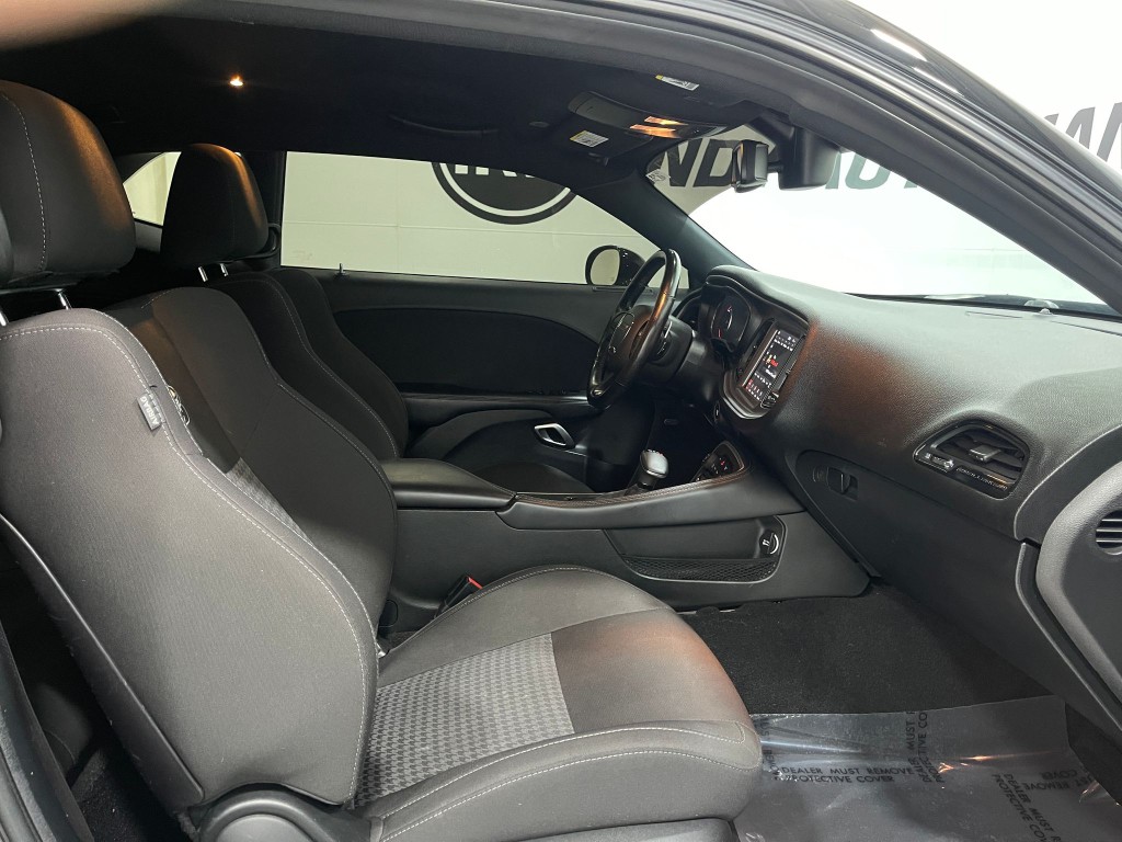 2019 Dodge Challenger Image 33