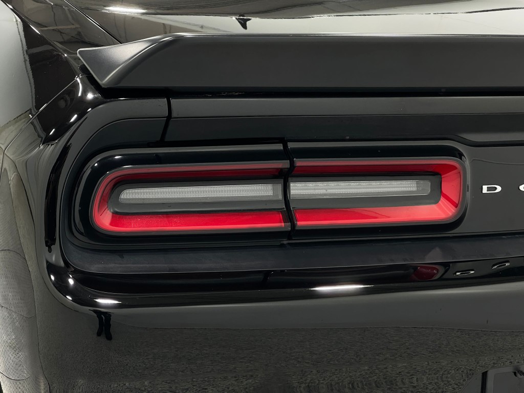 2019 Dodge Challenger Image 35