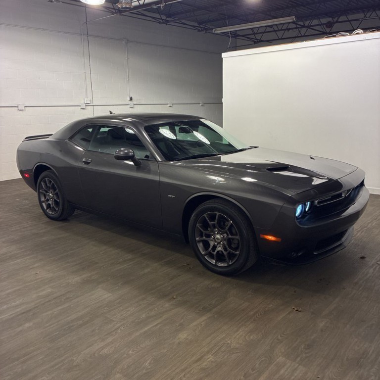 2017 Dodge Challenger Image 3