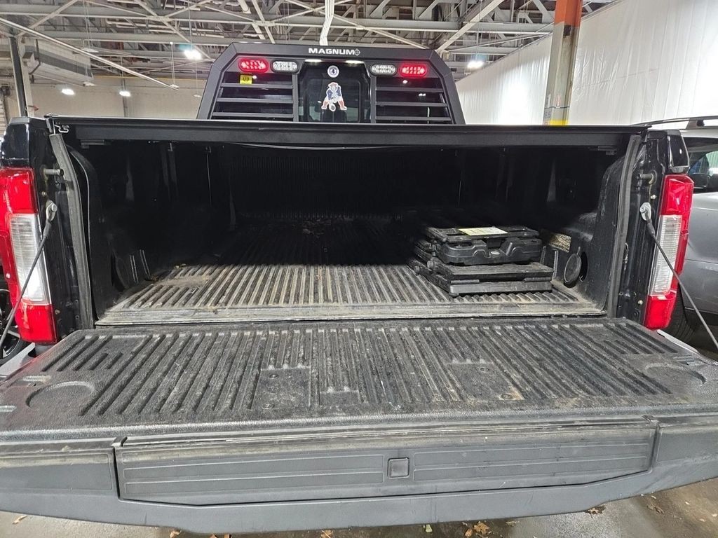 2017 Ford F-250 Image 12