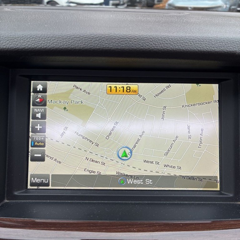 2015 Hyundai Genesis Image 14