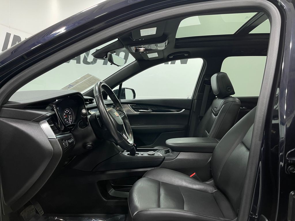 2022 Cadillac XT6 Image 14
