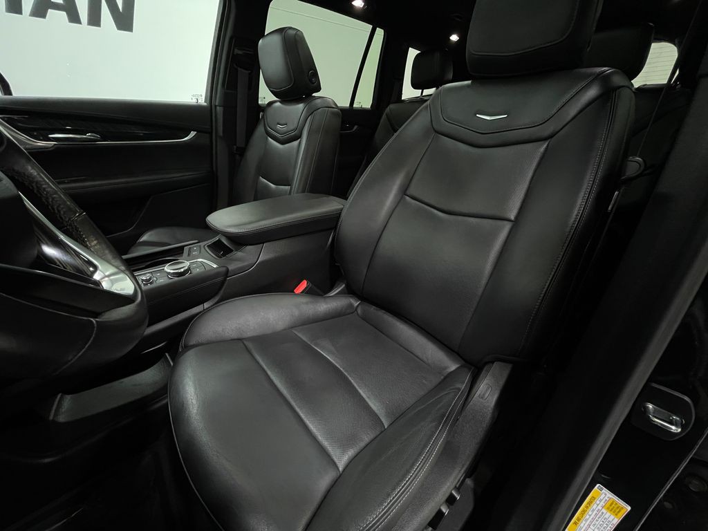 2022 Cadillac XT6 Image 15
