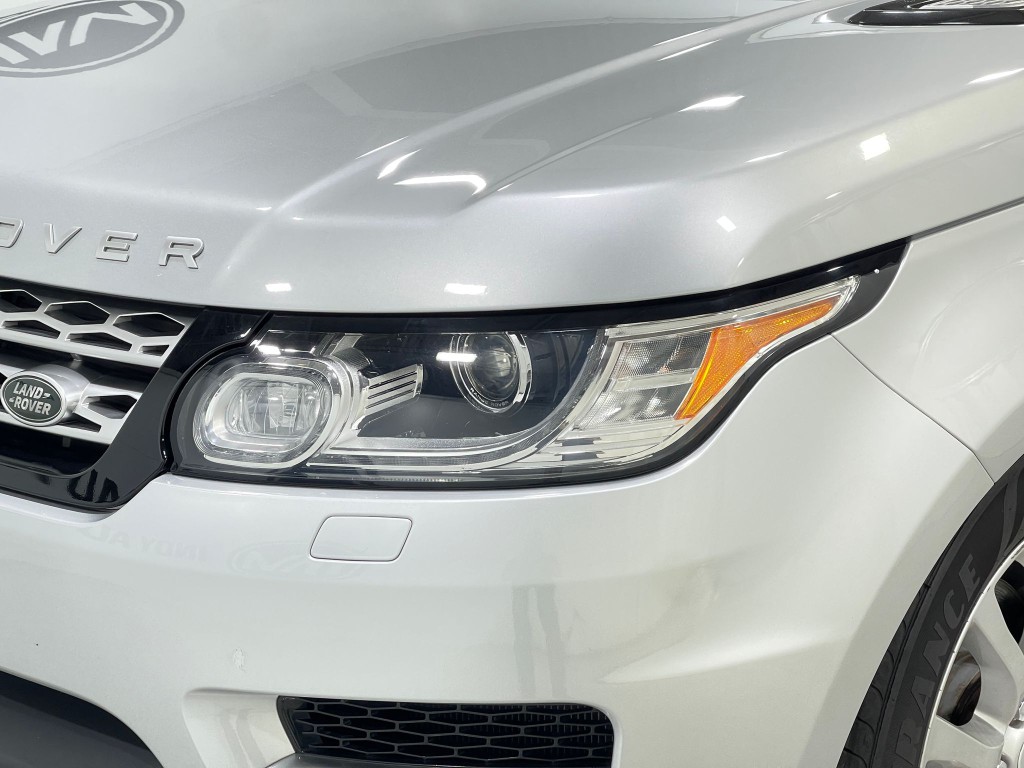 2017 Land Rover Range Rover Sport Image 33