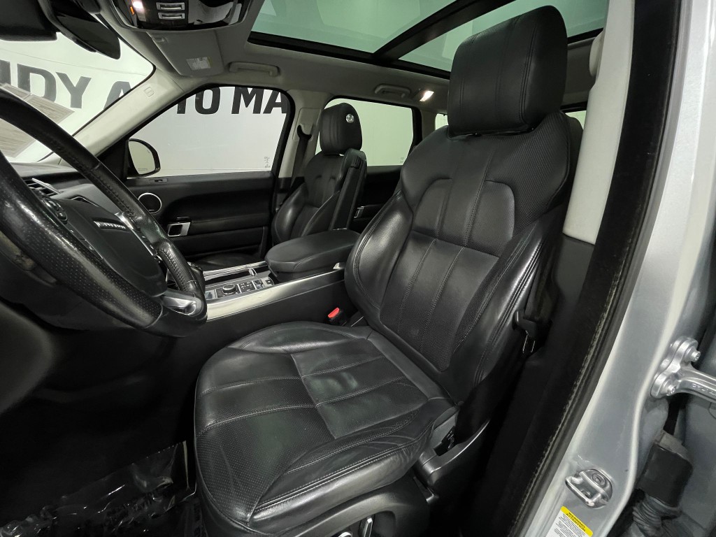 2017 Land Rover Range Rover Sport Image 14