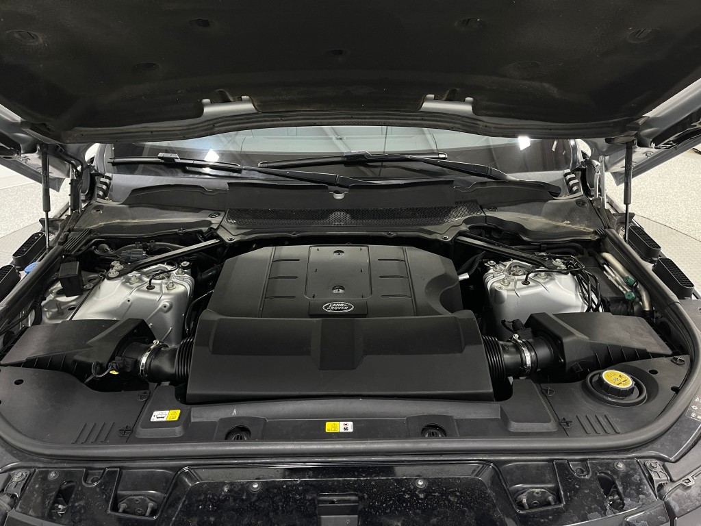 2017 Land Rover Range Rover Sport Image 26