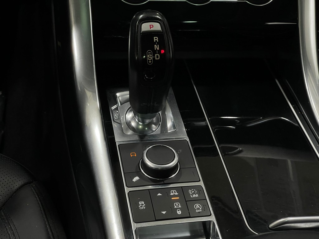 2017 Land Rover Range Rover Sport Image 29