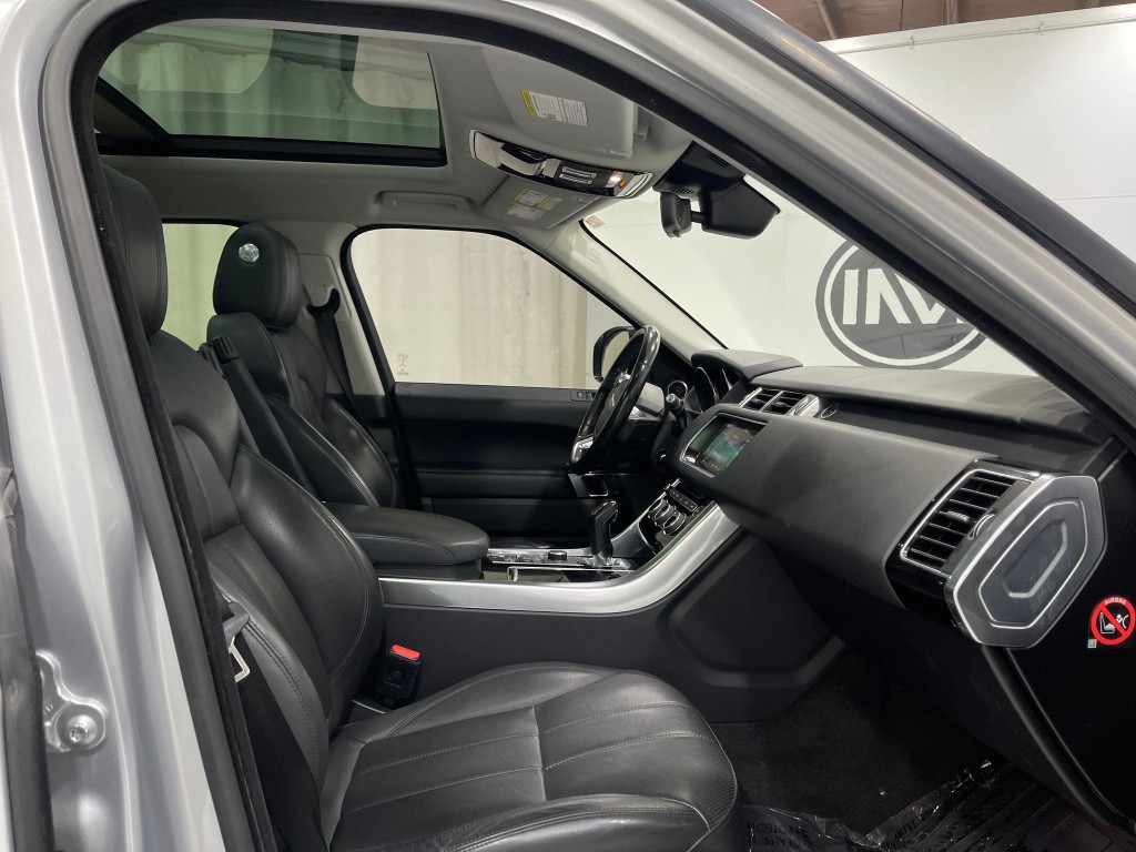 2017 Land Rover Range Rover Sport Image 32