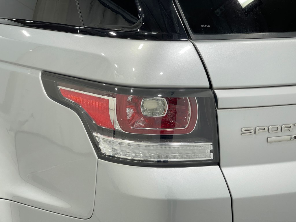 2017 Land Rover Range Rover Sport Image 34