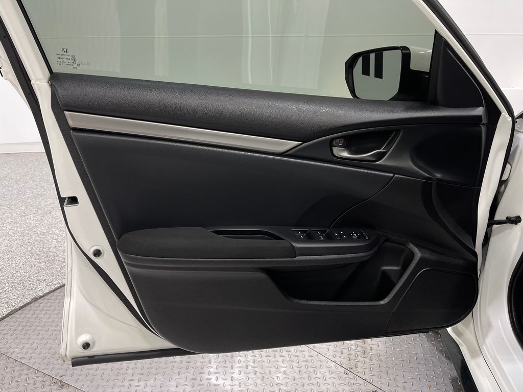 2017 Honda Civic Image 13