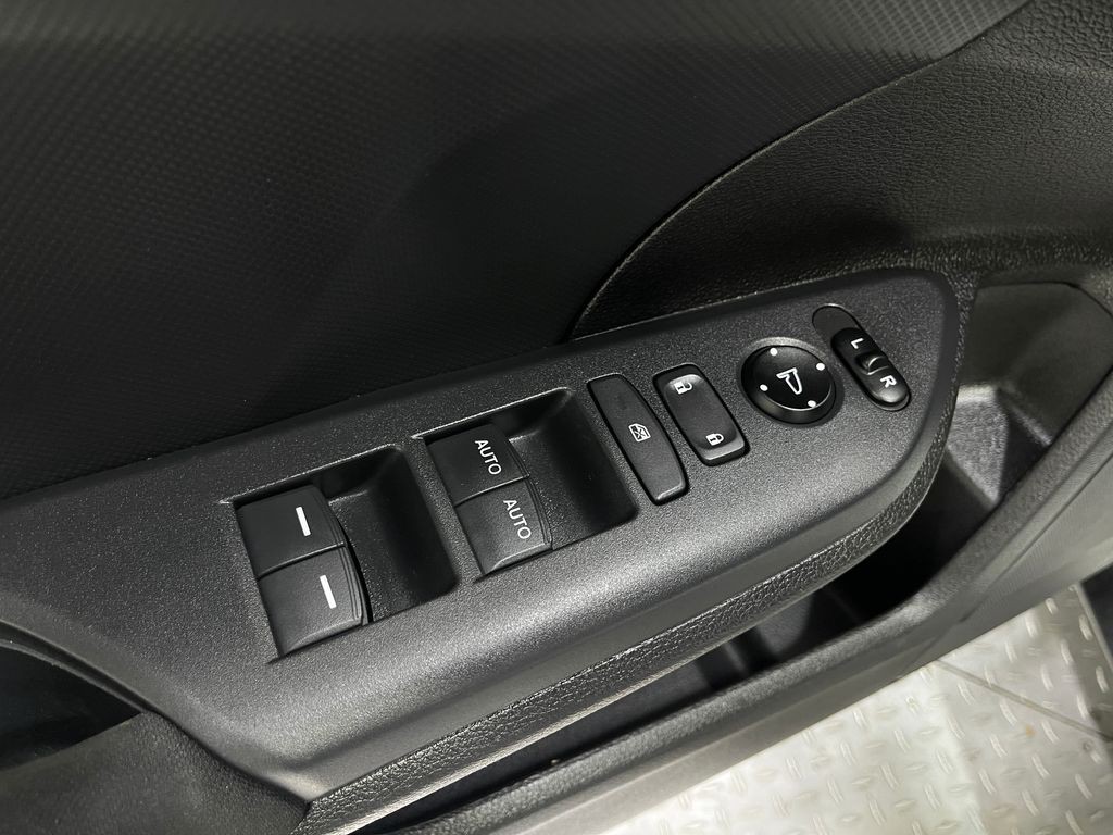 2017 Honda Civic Image 14