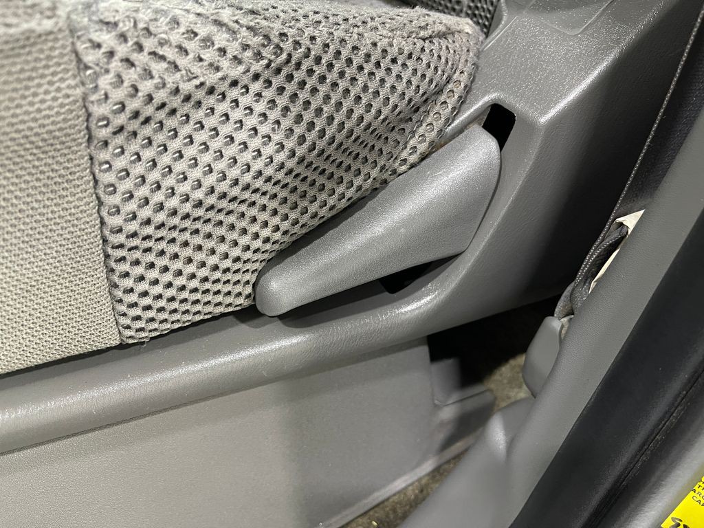 2017 Nissan Frontier Image 14