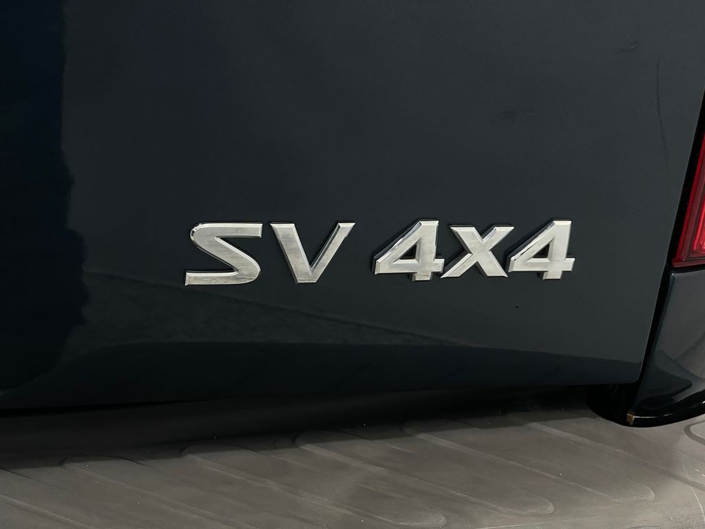 2017 Nissan Frontier Image 35