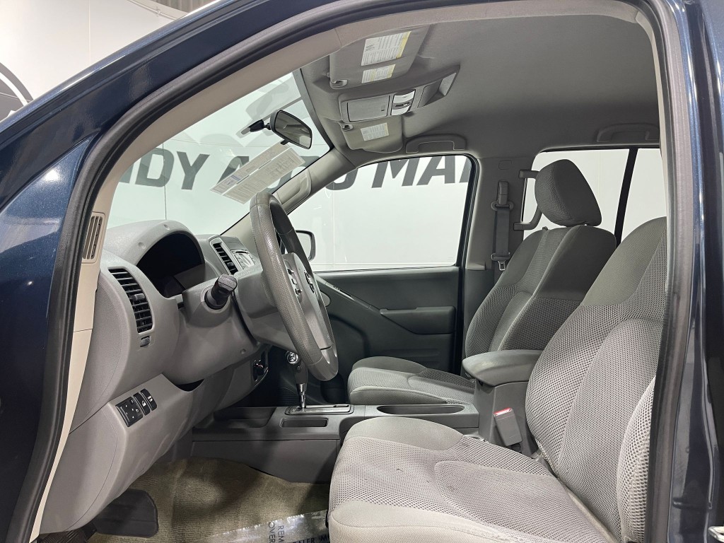 2017 Nissan Frontier Image 10