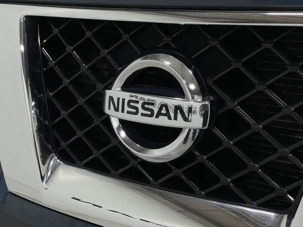 2017 Nissan Frontier Image 33