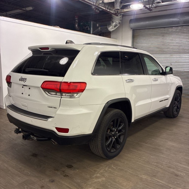 2017 Jeep Grand Cherokee Image 3