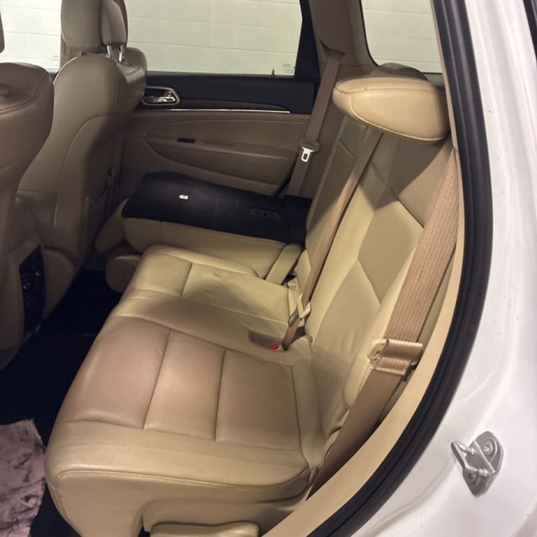 2017 Jeep Grand Cherokee Image 11