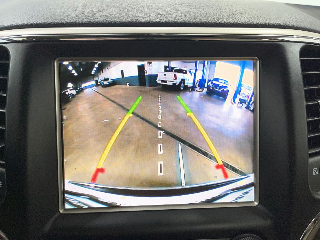 2017 Jeep Grand Cherokee Image 10