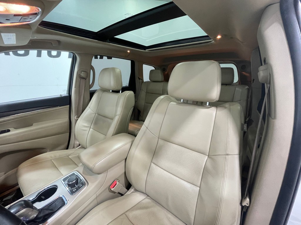 2017 Jeep Grand Cherokee Image 13