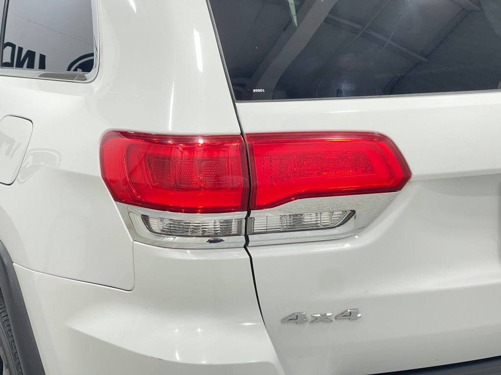 2017 Jeep Grand Cherokee Image 34