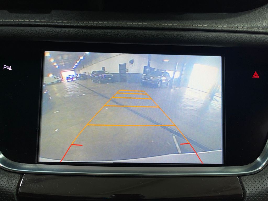 2017 Cadillac XT5 Image 11