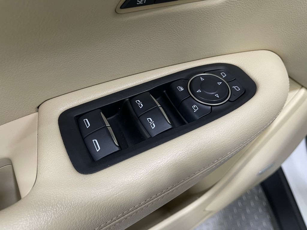 2017 Cadillac XT5 Image 17