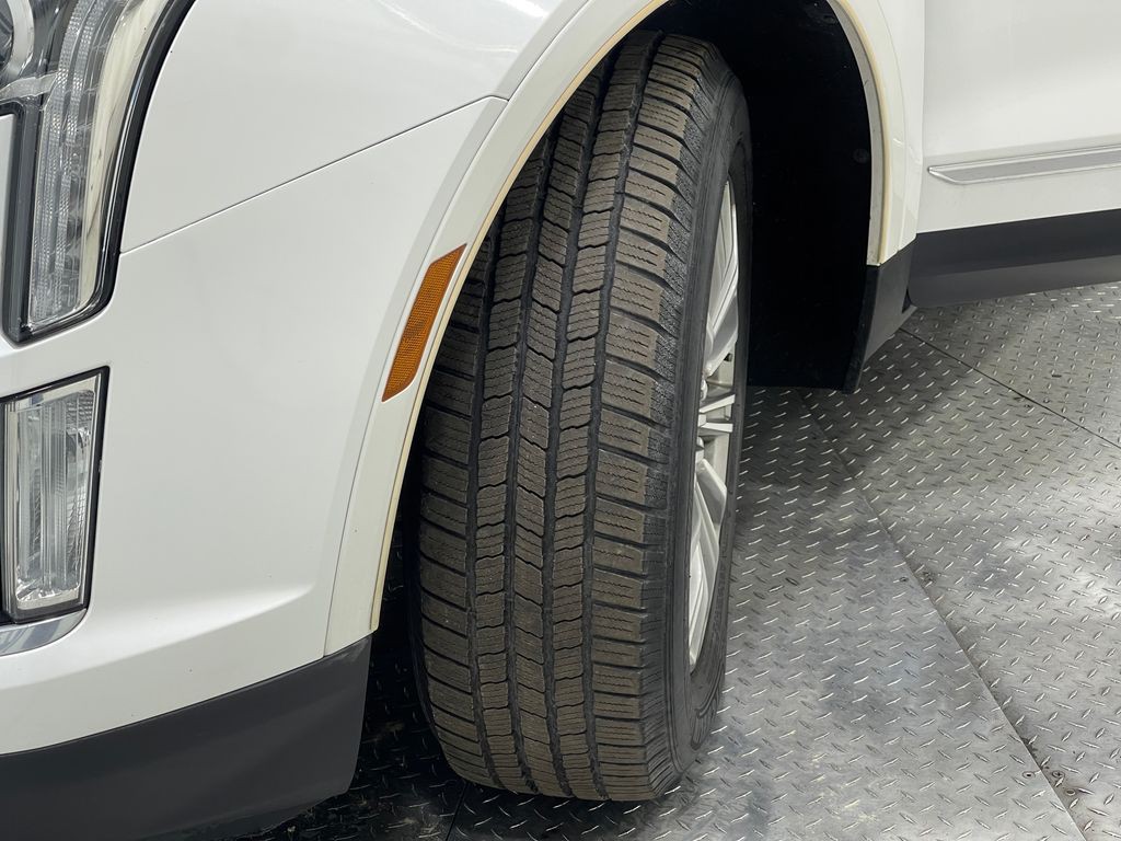 2017 Cadillac XT5 Image 38