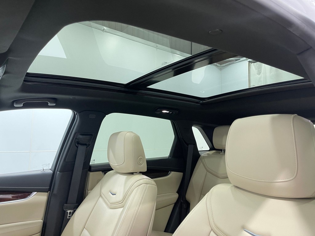 2017 Cadillac XT5 Image 12