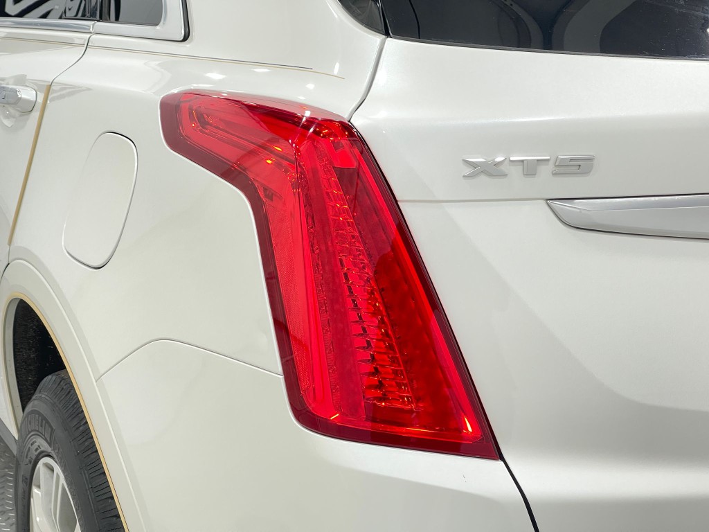 2017 Cadillac XT5 Image 36