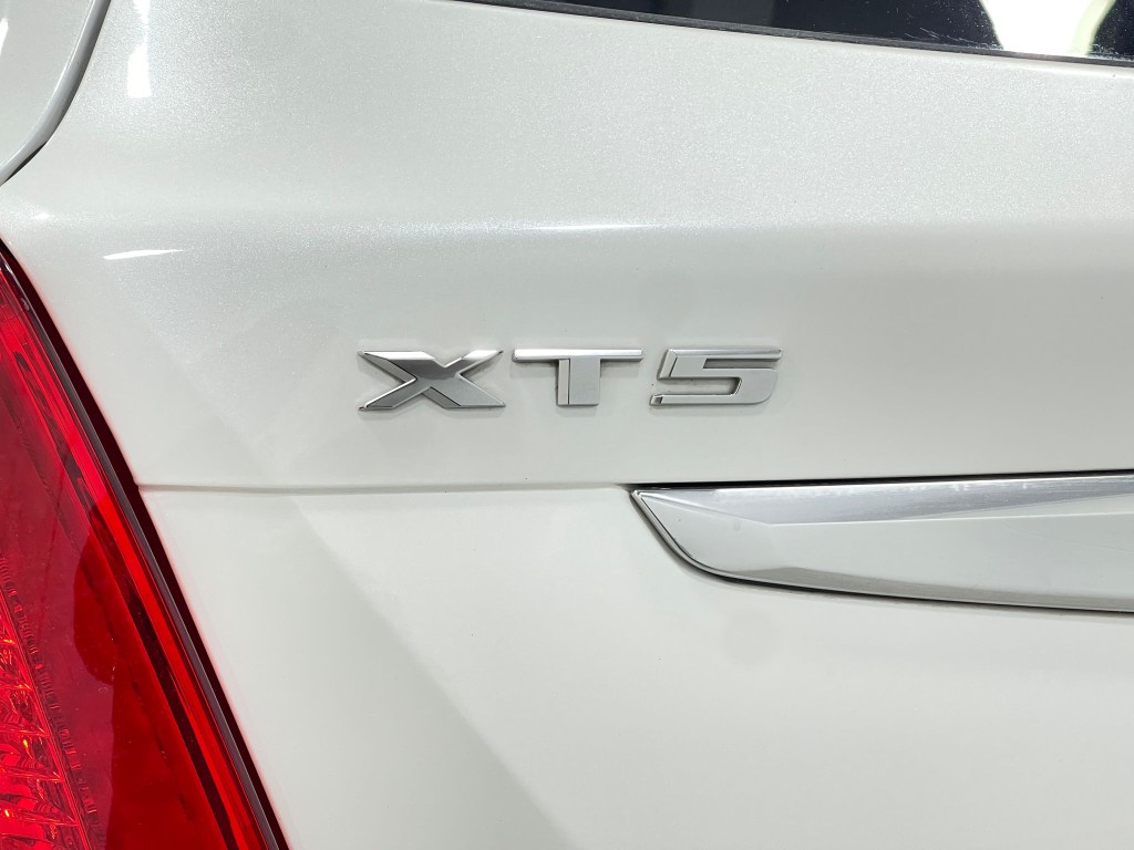 2017 Cadillac XT5 Image 41