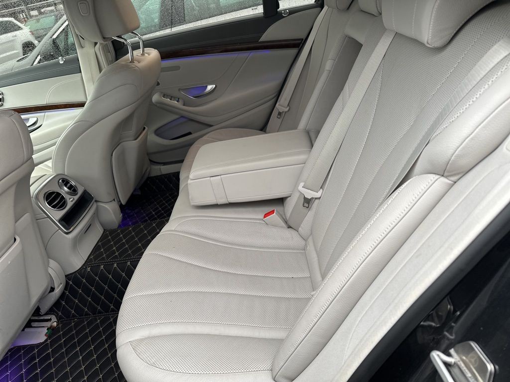 2016 Mercedes-Benz S-Class Image 5