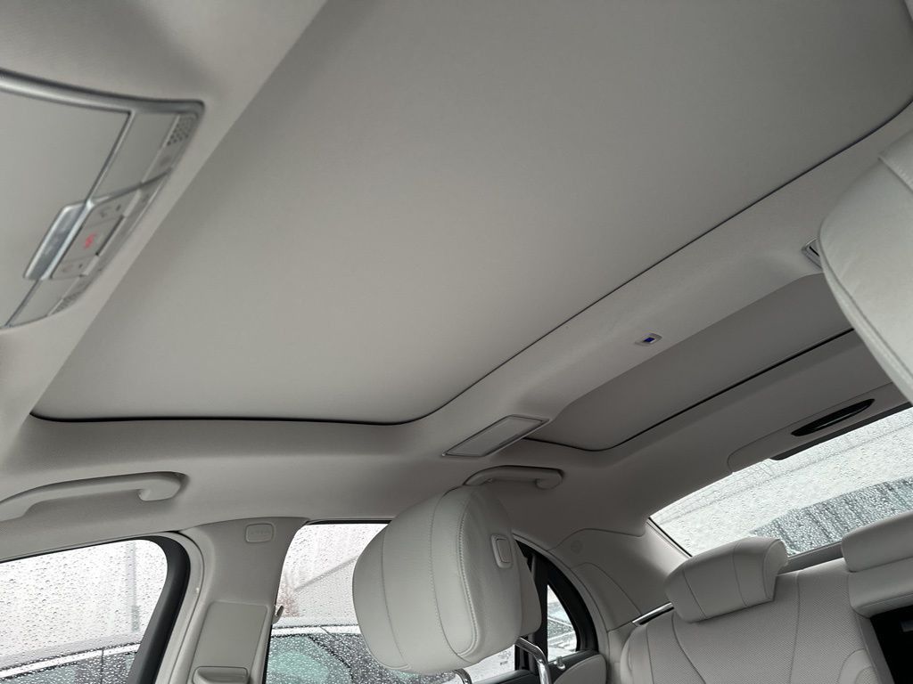 2016 Mercedes-Benz S-Class Image 11