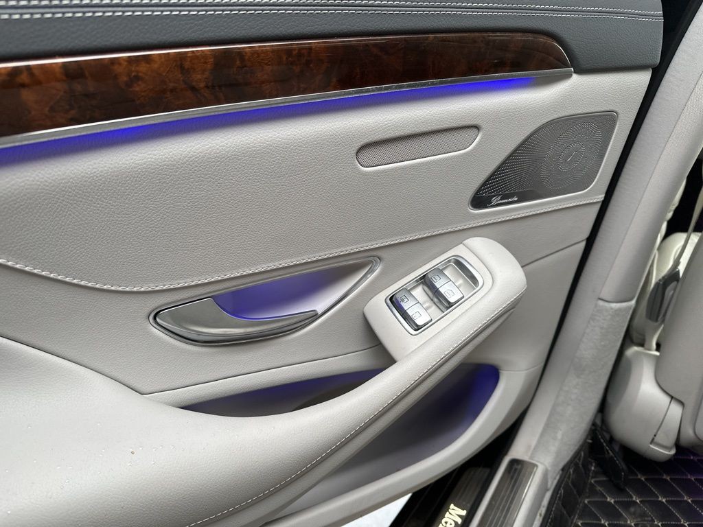 2016 Mercedes-Benz S-Class Image 14