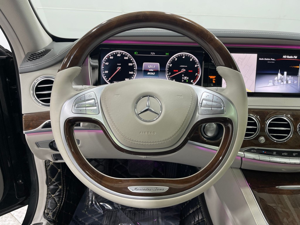 2016 Mercedes-Benz S-Class Image 24